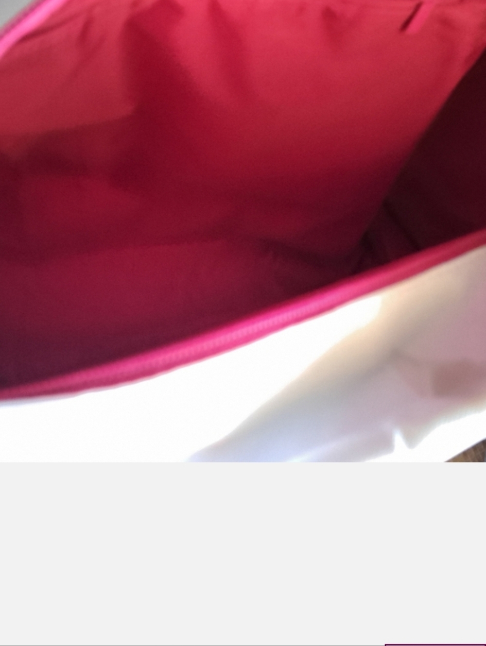 Escada White Tote with Pink Heart Accents - Picture 5 of 7